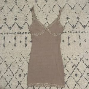 Garage body con lace trim dress
